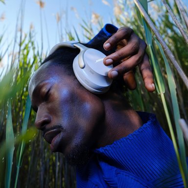 AUDÍFONOS BOSE BLUETOOTH QUIETCOMFORT CON CANCELACIÓN DE RUIDO CON AUDIO ESPACIAL MICRÓFONO HASTA 24H DE BATERÍA- BLANCO - 3