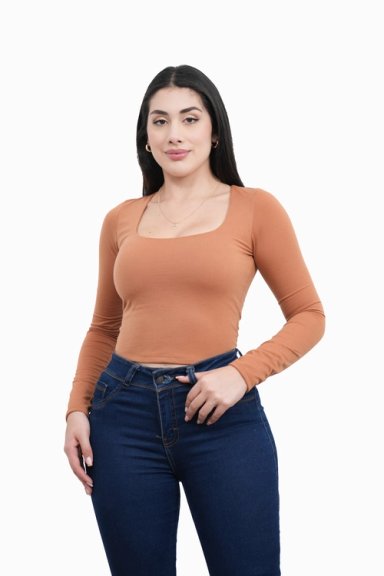 POLO MUJER MANGA LARGA ESCOTE CUADRADO