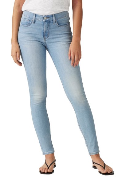 JEANS MUJER 311 SHAPING SKINNY CELESTE LEVIS 19626-0611