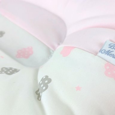 ALMOHADA BABY MERINOS BEBE ANTICABEZA PLANA NUBECITOS 26 X 32CM ALGODÓN ROSADO - 2