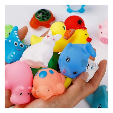 TOYS EMPAQUETADOS DE TONO MULTICOLOR Y+PAPEL DE REGALO