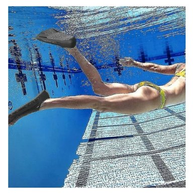 EQUIPOS ACUATICOS CON ALETAS DE SILICONA NEGRA PARA BUCEO CONTINUO