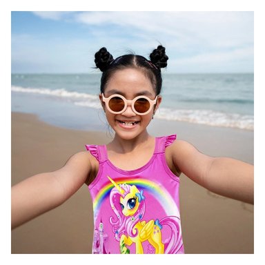 TRAJE DE NATACION PARA NINAS COLOR FUCSIA COMODO PARA PISCINA FAMILIAR