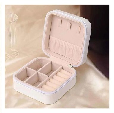 PACK6 COFRE PARA JOYAS MODERNO EN TONALIDAD BLANCO