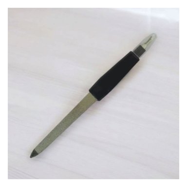 HERRAMIENTA PORTATIL DE UÑAS NEGRO Y PLATEADO CON SACA CUTICULAS - 2