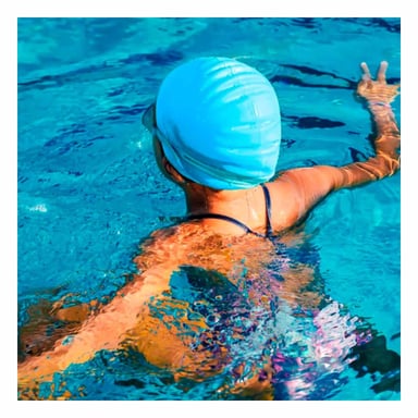 PACK4 CASCO DE NATACION CELESTE PARA PISCINA Y CABELLO PROTEGIDO - 5
