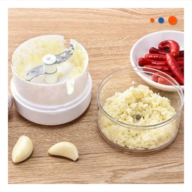 UTENSILIO PRACTICO CON RECIPIENTE GRADUADO 1000 ML CELESTE - 2