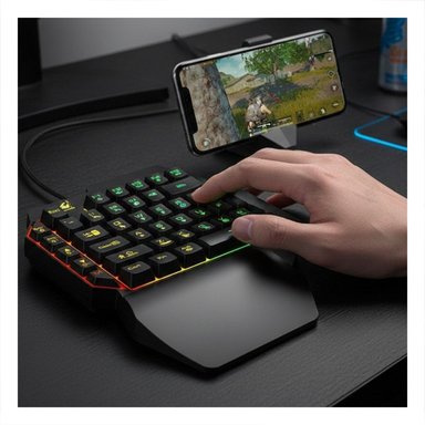 ACCESORIO DE JUEGO COMPACTO CON TECLAS OPTIMIZADAS PARA MANO IZQUIERDA NEGRO Y+PAPEL REGALO - 1