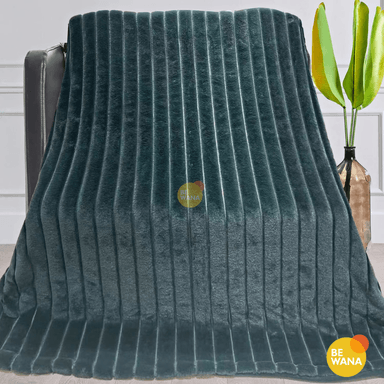 MANTA CASATEX QUEEN VERDE ANTIALÉRGICA PIEL CONEJO ALTO RELIEVE A RAYAS GREEN