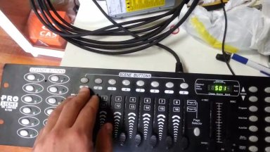 CONSOLA DMX INNOVA LEDS 512 LUCES PARA USO PROFESIONAL 16 CANALES