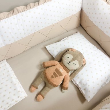 PROTECTOR CUNA BABYTU ALGODÓN BEIGE LATERAL PARACHOQUES DISEÑO Y ESTRELLITAS - 1