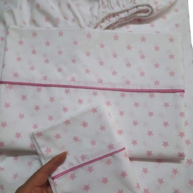 SABANAS DE CUNA - JUEGO 3 PIEZAS - DISEÑO ESTRELLITAS ROSADA