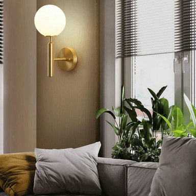 LÁMPARA DE PARED DISEÑO FAROL DORADO