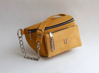 CANGURO LF BAGS LORETA MOSTAZA MODELO