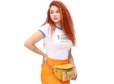 CANGURO LF BAGS LORETA MOSTAZA MODELO - 4