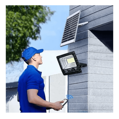 REFLECTOR CON PANEL SOLAR DE 100W