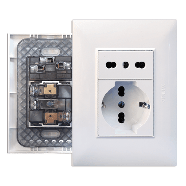 TOMA SCHUKO + 3 EN LÍNEA 'OPALUX' KF4237