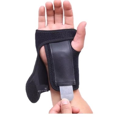 MUÑEQUERA CON INMOVILIZADOR FERULA DE ALUMINIO (DERECHA)