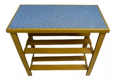 MESA DE MADERA CON ESTANTES INFERIORES 100CM. X 40CM.