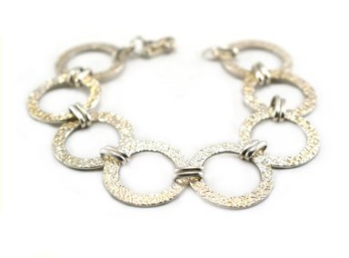 PULSERA RELISE PLATA LEY 950 PLANA AROS MARTILLADOS EVY 2 - 2