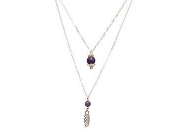 COLLAR RELISE HOJA CAFÉ CADENA DOBLE Y ARETES CON AMATISTA