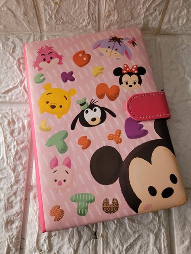 LIBRETA EMPASTADA DISNEY