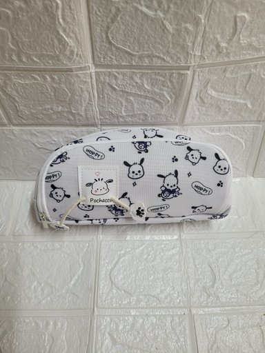 CARTUCHERA BLANCA POCHACO CON PATITAS