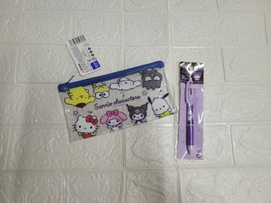 SET DE CARTUCHERA + LAPICERO 3 COLORES KUROMY