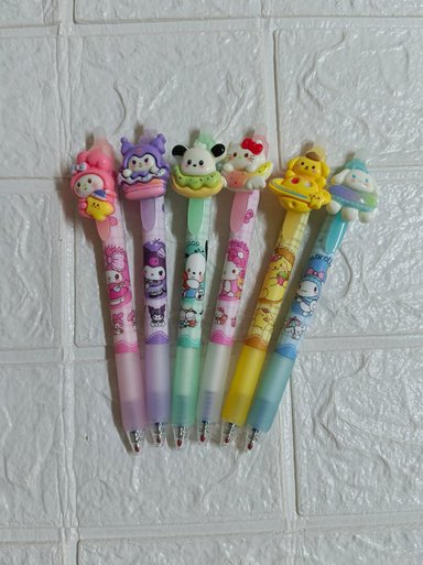 SET DE 6 LAPICEROS BORRABLES KITTY Y SUS AMIGOS 3D