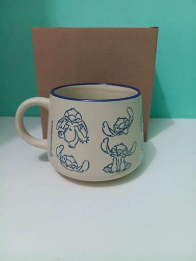 TAZA CON DISEÑO DE STITCH