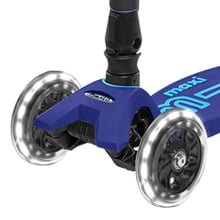 SCOOTER MAXI MICRO DELUXE FOLDABLE LED AZUL NAVY - 3