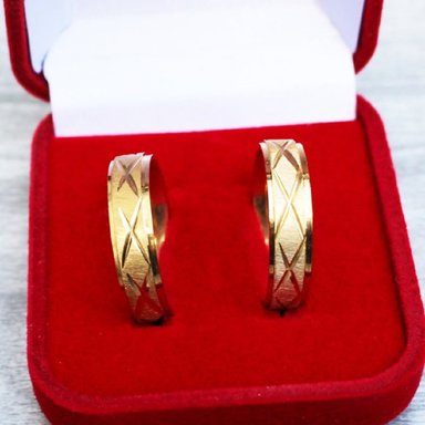ARO DE MATRIMONIO GENIEKA LINEAS CRUZADAS BAÑADO EN ORO 18K ANILLOS NOVIOS BODAS ALIANZAS ANIVERSARIO