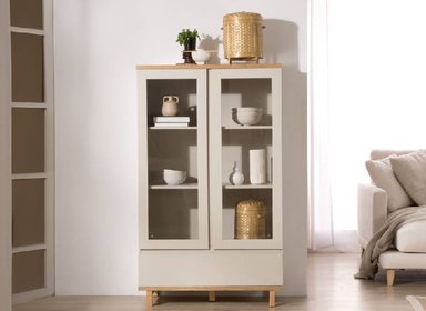 VITRINA NACION MUEBLES 2 PUERTAS ASHLEY COLOR BEIGE NM