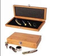 SET DE VINO 4 PZAS COM ESTUCHE EN CAJA DE MADERA
