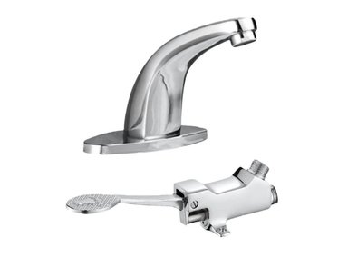 LLAVE DE METAL PESADA CON PEDAL PARA HOSPITAL LN-402