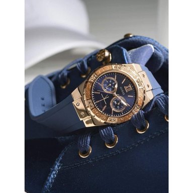 GUESS RELOJ DE SILICONA RESISTENTE A LAS MANCHAS DE ACERO INOXIDABLE PARA MUJER | ORO ROSA - AZUL - 5