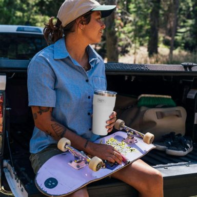 YETI RAMBLER VASO DE 30 OZ DE ACERO INOXIDABLE CON TAPA MAGSLIDER | VIOLETA - 6