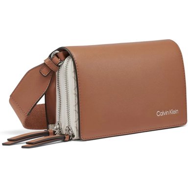 CALVIN KLEIN | BOLSO CÁMARA MILLIE CON TRIPLE COMPARTIMENTO CROSSBODY