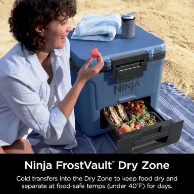 NINJA NEVERA PORTÁTIL FROSTVAULT FB230BL, CON RUEDAS Y CAJÓN SECO, 30 QT / 28,4 L | LAKESHORE BLUE - 3