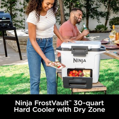 NINJA ENFRIADOR DURO FB131WH FROSTVAULT, CON CAJÓN SECO, ALTA RESISTENCIA, 30 QT / 28,4 L | BLANCO NUBE - 2
