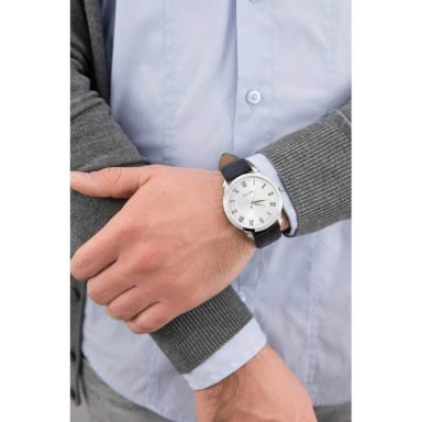 BULOVA RELOJ CLÁSICO HOMBRE CUARZO 3 AGUJAS CORREA CUERO NÚMEROS ROMANOS | NEGRO - 3
