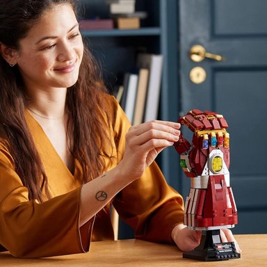 LEGO MARVEL GUANTELETE NANO IRON MAN CON GEMAS DEL INFINITO SET DE COLECCIÓN - 6