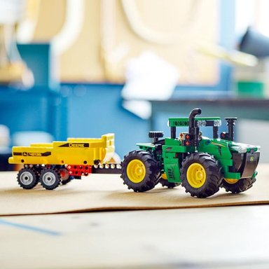 LEGO TECHNIC JOHN DEERE 9620R TRACTOR 4X4 MODELO COLECCIONABLE CON REMOLQUE - 4