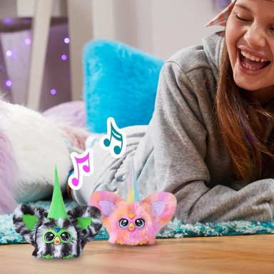 FURBY PACK 2 FURBLETS FIERCE Y FABULOUS GREENIE-MEANIE Y MAY-MAY | VERDE Y ROSA - 6