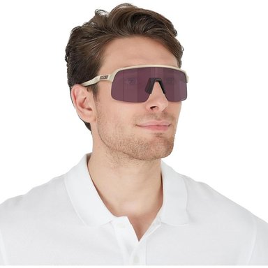 OAKLEY OO9463 SUTRO LITE GAFAS DE SOL PARA HOMBRE | MATTE SAND / PRIZM ROAD BLACK - 6