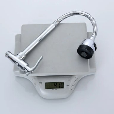 LLAVE DE COCINA A LA PARED