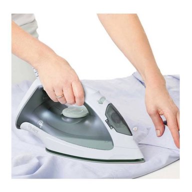 PLANCHA A VAPOR OSTER GCSTBS3802 LIGERA - 3