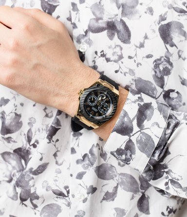 RELOJ GUESS HOMBRE ANÁLOGO W1049G5 LEGACY MULTIFUNCIONAL CORREA NEGRO DORADO ACERO INOXIDABLE SILICONA - 6