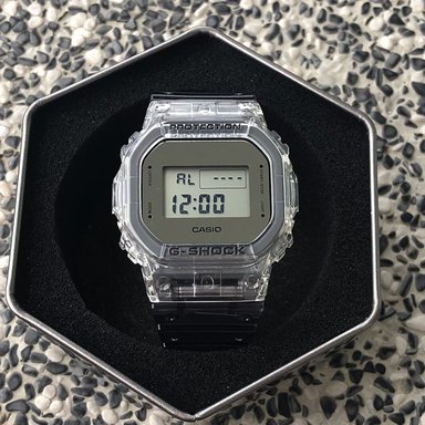 RELOJ CASIO G-SHOCK HOMBRE DIGITAL DW5600SK-1 LUZ FONDO ACUÁTICO GRIS TRANSPARENTE - 2