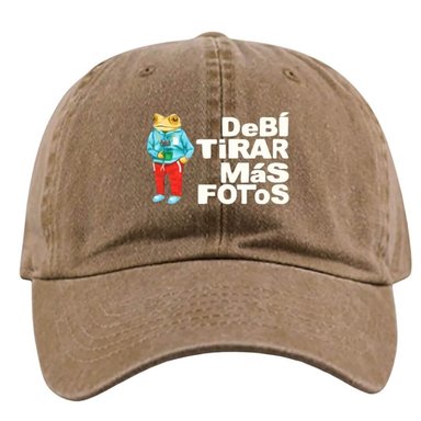 GORRA BAD BUNNY DTMF DEBI TIRAR MAS FOTOS POLOS BEIGE